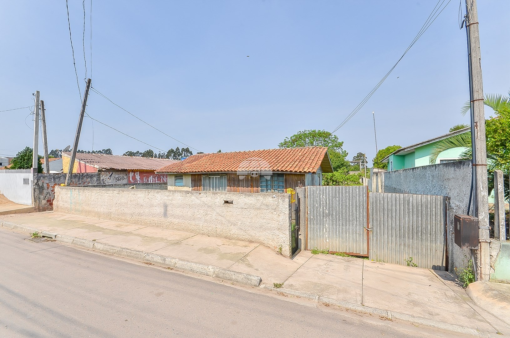 Terreno/Área à venda em Cajuru, Curitiba — Portal Chave Fácil