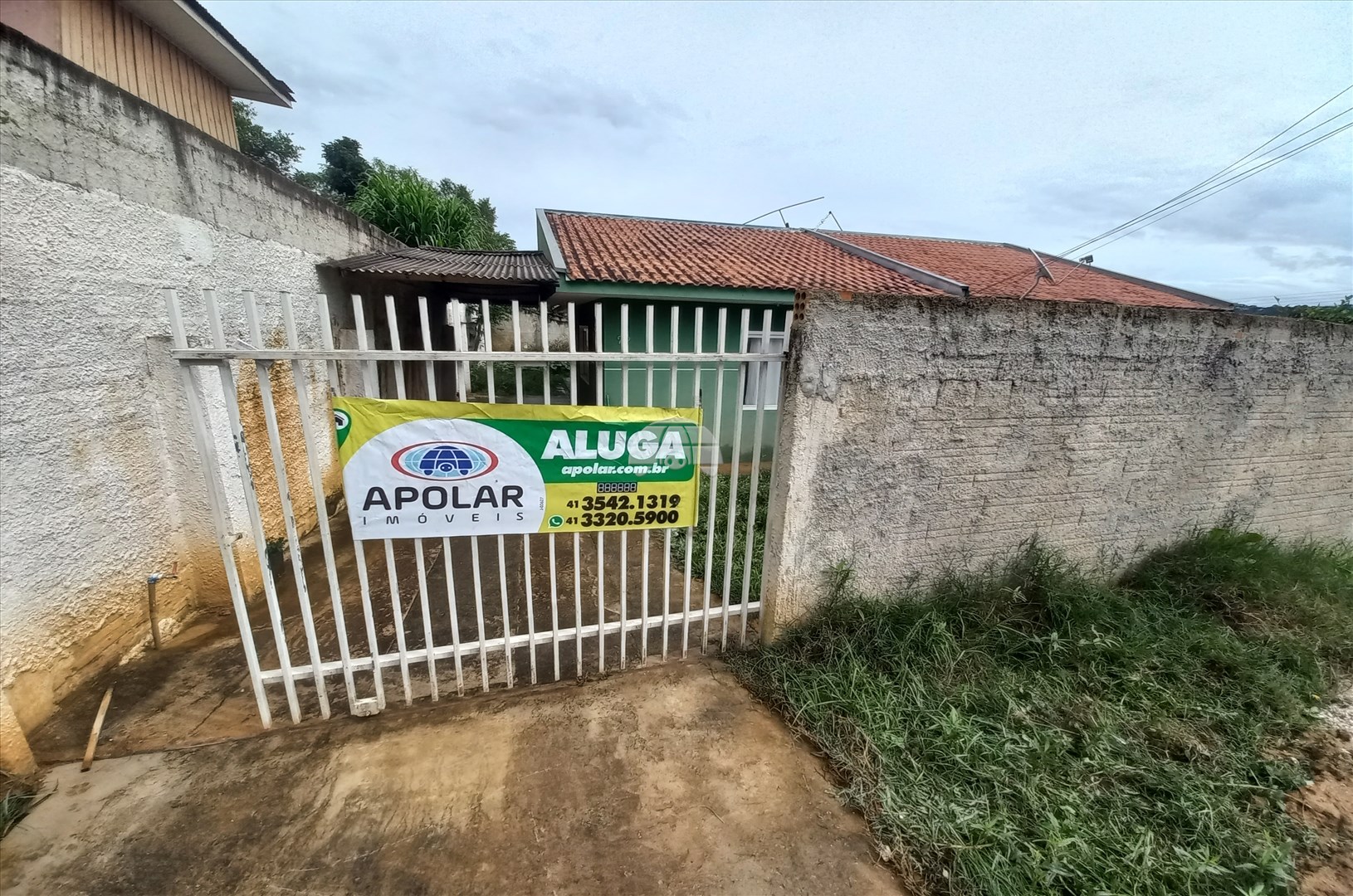 Casa para alugar em Planta Santa Tereza, Colombo — Portal Chave Fácil