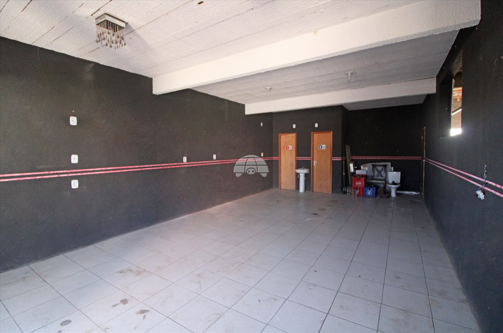Sala/Conjunto Comercial para alugar em Sítio Cercado, Curitiba — Portal Chave Fácil