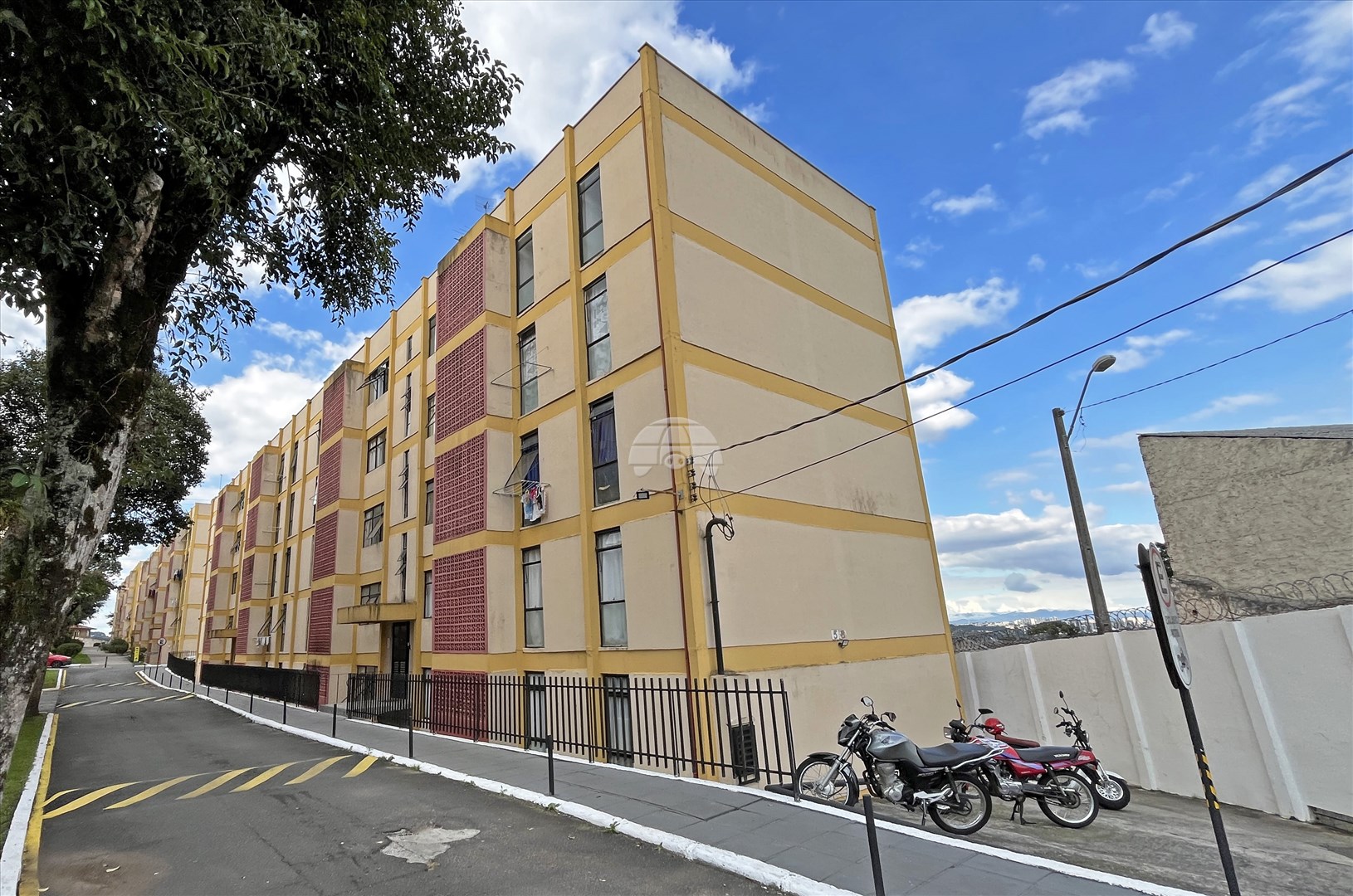 Apartamento para alugar em Barreirinha, Curitiba — Kondor Imóveis: Imobiliária em Curitiba | Uma imobiliária pra você