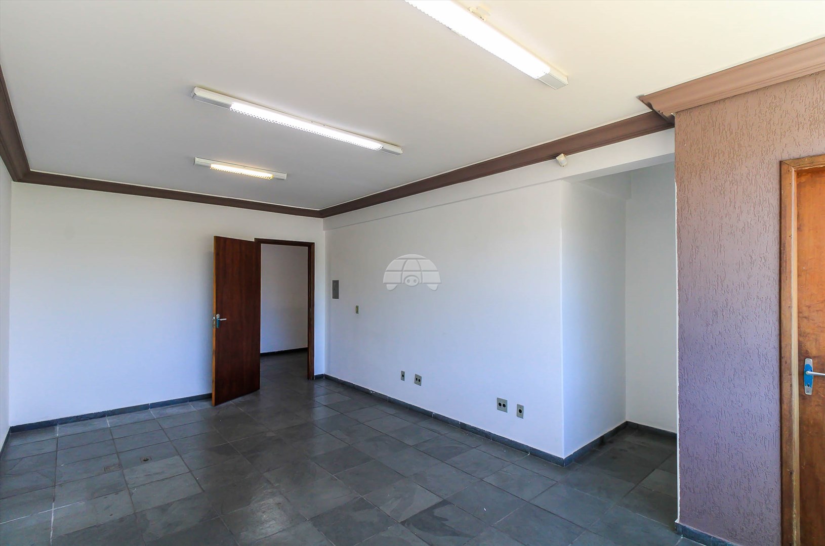 Sala/Conjunto Comercial para alugar em Boqueirão, Curitiba — Imobiliária Cilar