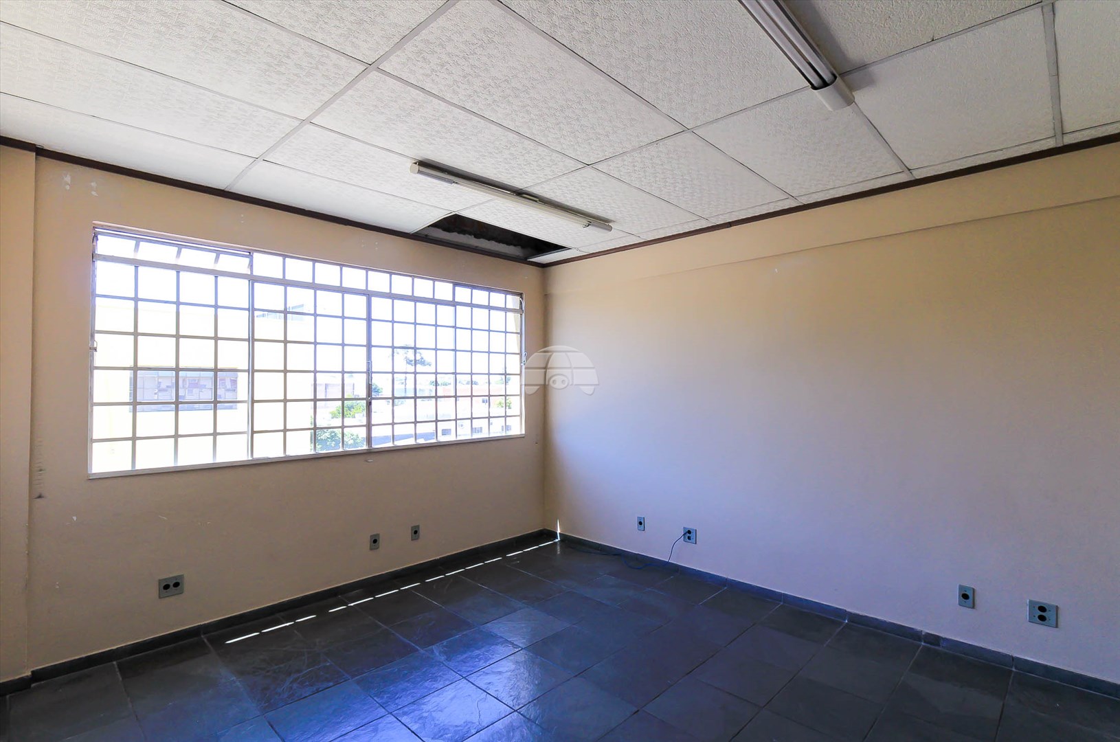 Sala/Conjunto Comercial para alugar em Boqueirão, Curitiba — Imobiliária Cilar