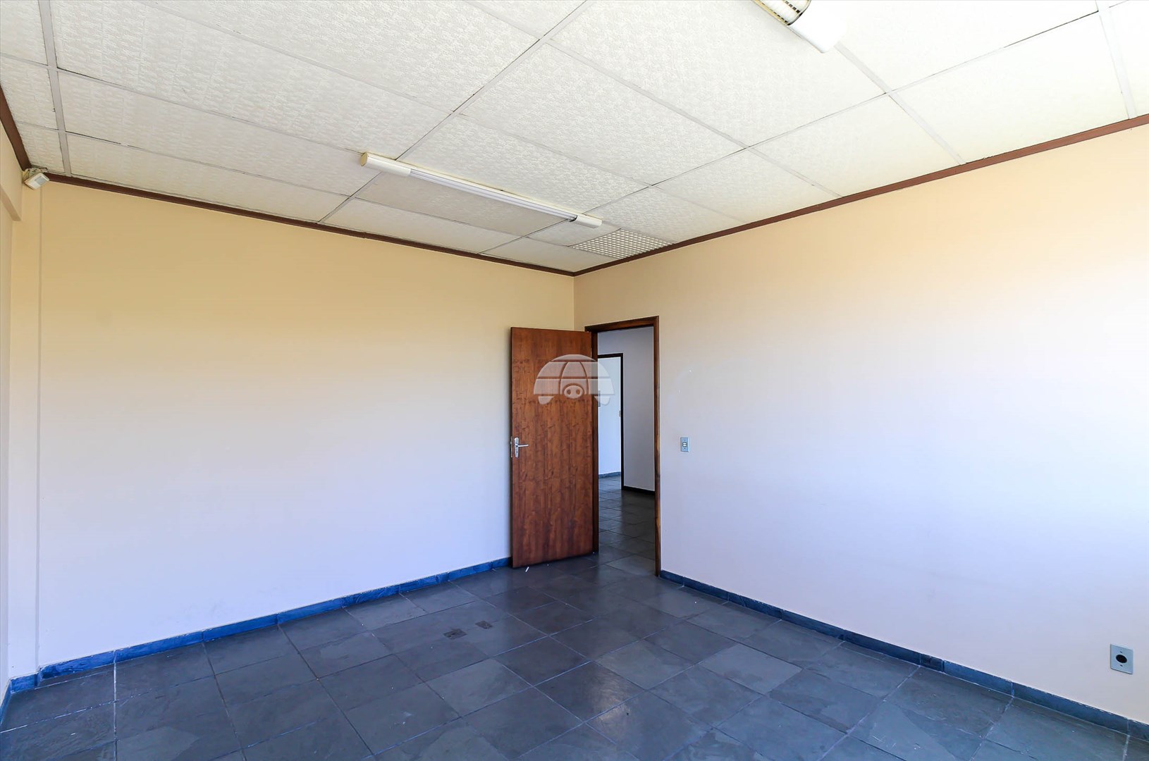 Sala/Conjunto Comercial para alugar em Boqueirão, Curitiba — Imobiliária Cilar