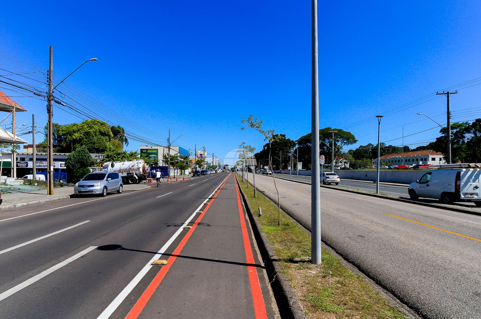 Sala/Conjunto Comercial para alugar em Boqueirão, Curitiba — Imobiliária Cilar