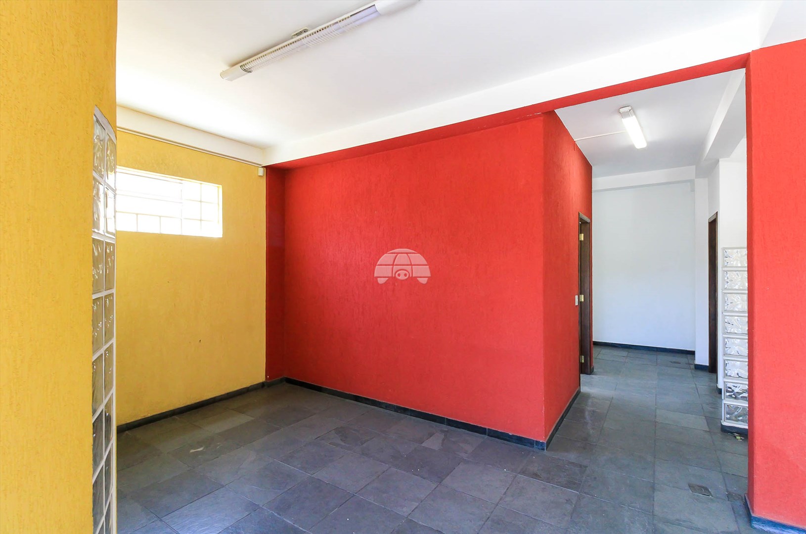 Sala/Conjunto Comercial para alugar em Boqueirão, Curitiba — Imobiliária Cilar