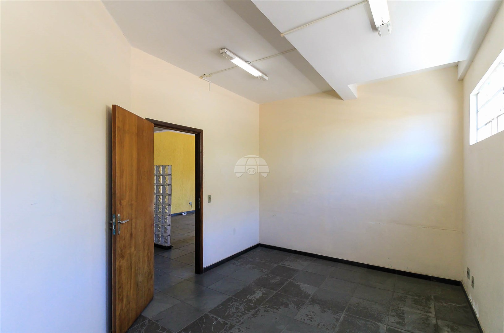 Sala/Conjunto Comercial para alugar em Boqueirão, Curitiba — Imobiliária Cilar
