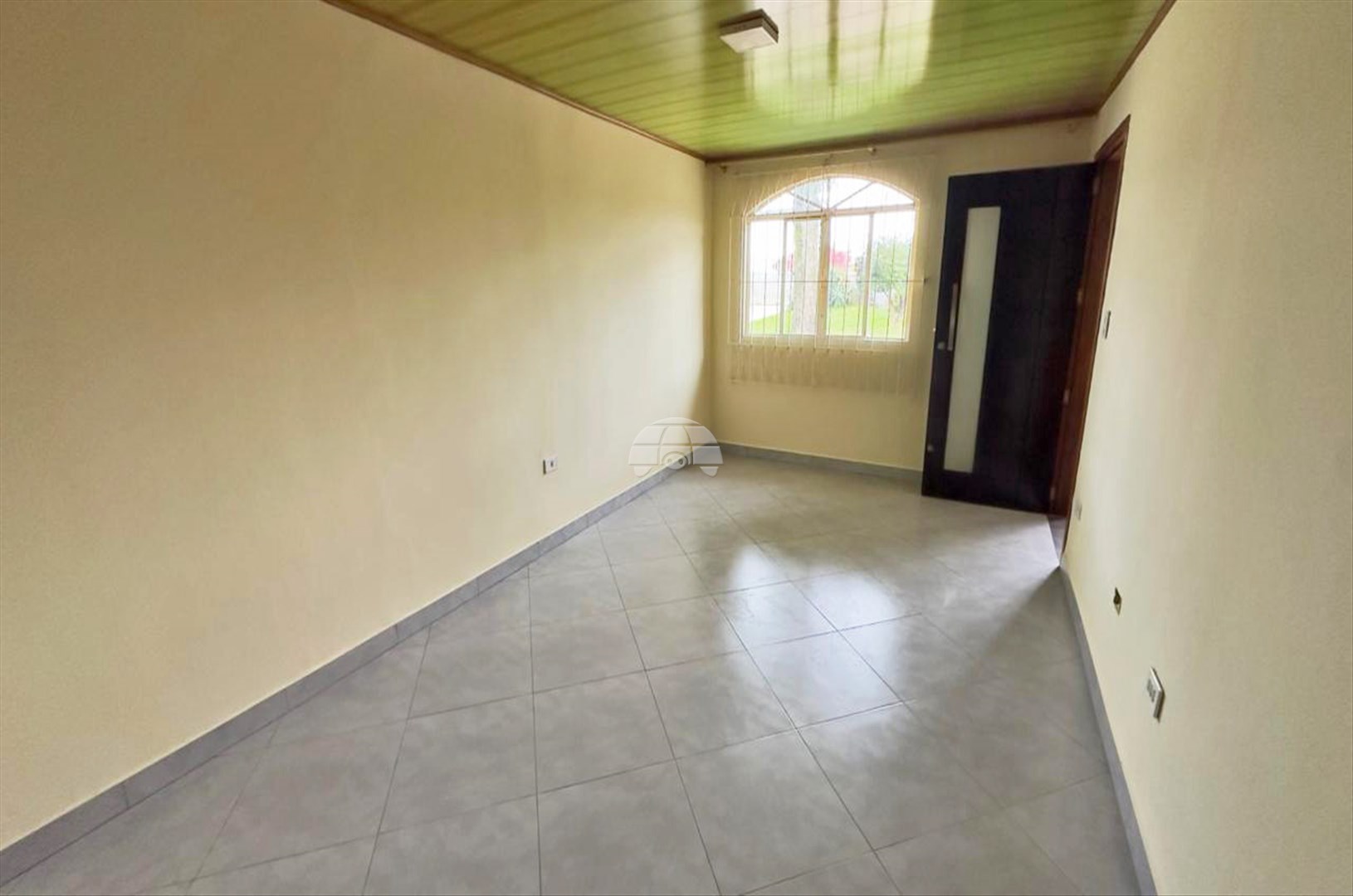 Casa para alugar em Santa Cândida, Curitiba — Portal Chave Fácil