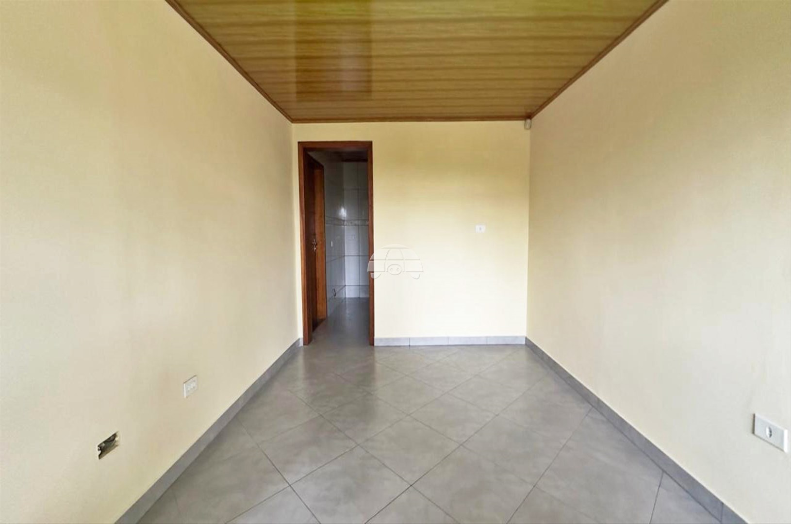 Casa para alugar em Santa Cândida, Curitiba — Portal Chave Fácil
