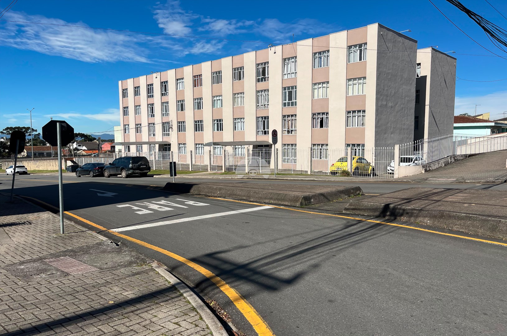 Apartamento para alugar em Cristo Rei, Curitiba — UNA