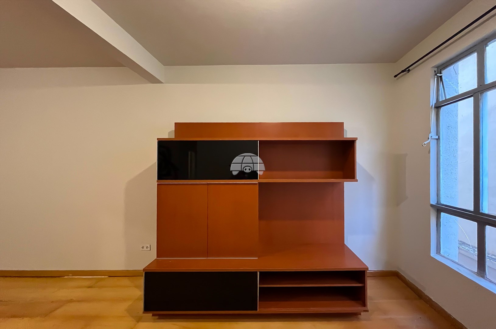 Apartamento para alugar em Cristo Rei, Curitiba — UNA