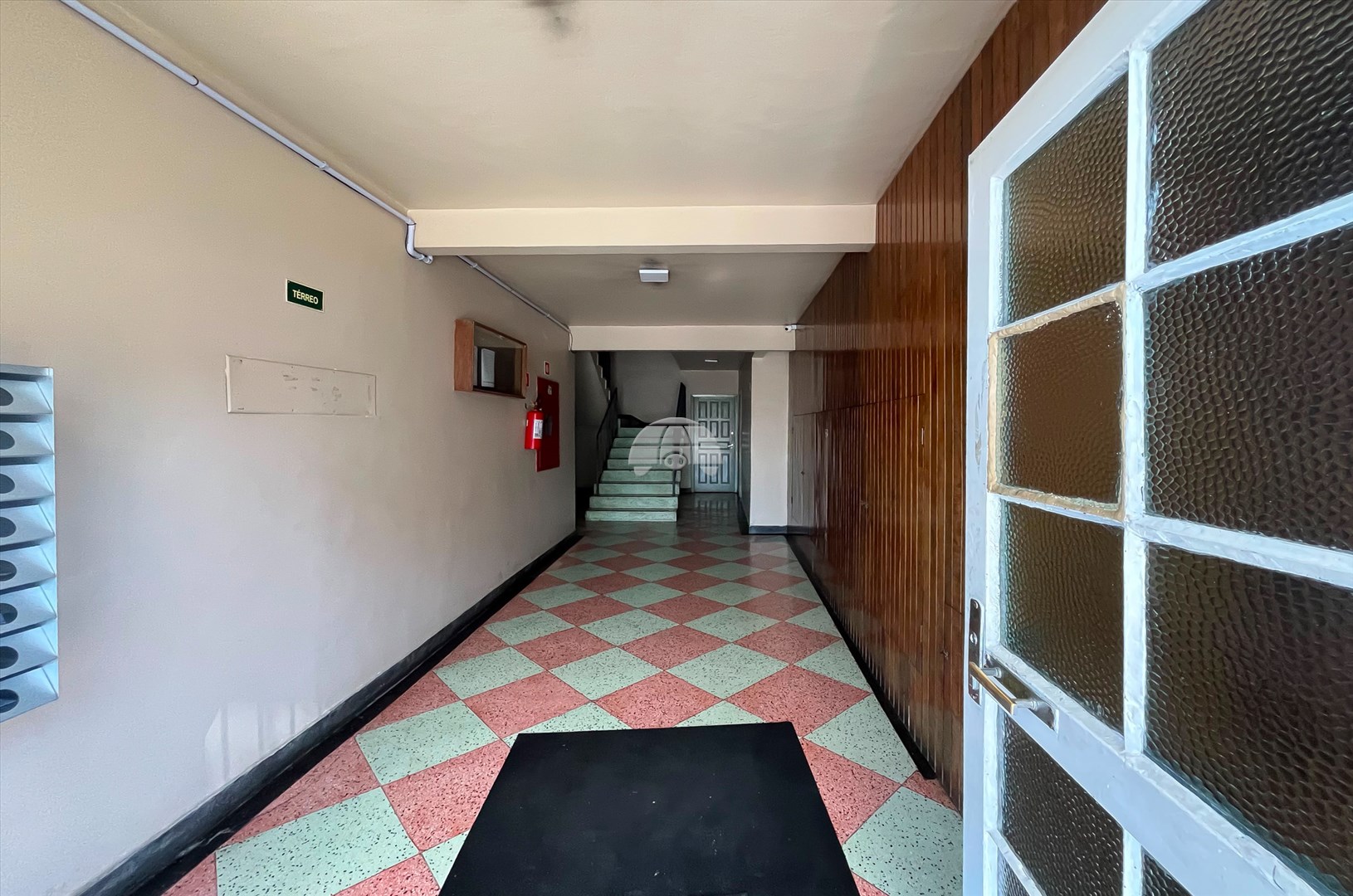 Apartamento para alugar em Cristo Rei, Curitiba — UNA