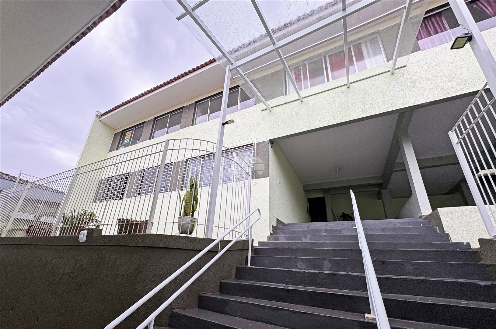 Apartamento para alugar em Guaíra, Curitiba — Portal Chave Fácil