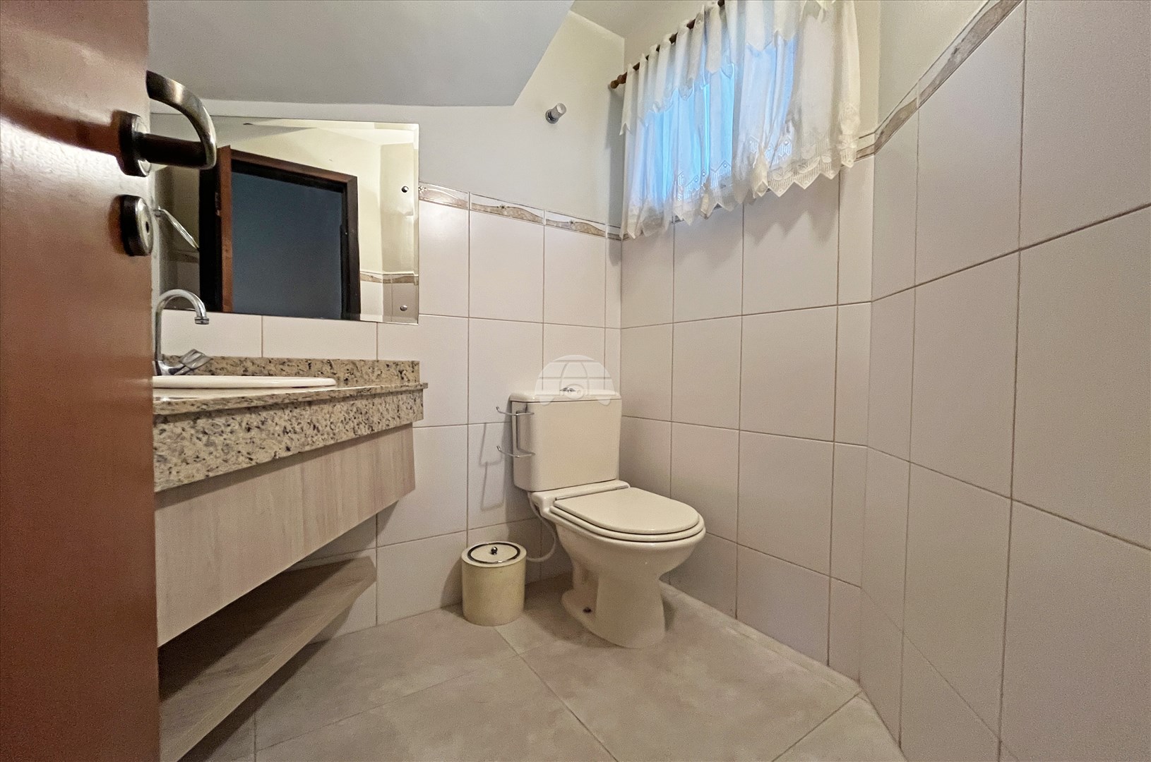 Triplex Residencial para Locação no Bairro Portão ref. 103595 (4 / 10)