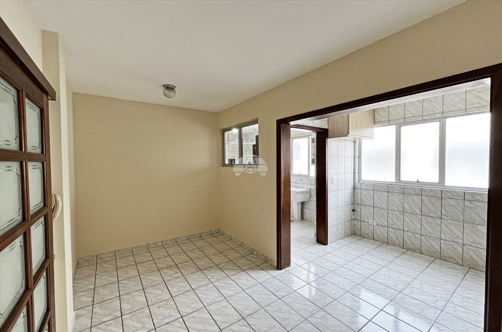 Apartamento para alugar em Cabral, Curitiba — Portal Chave Fácil