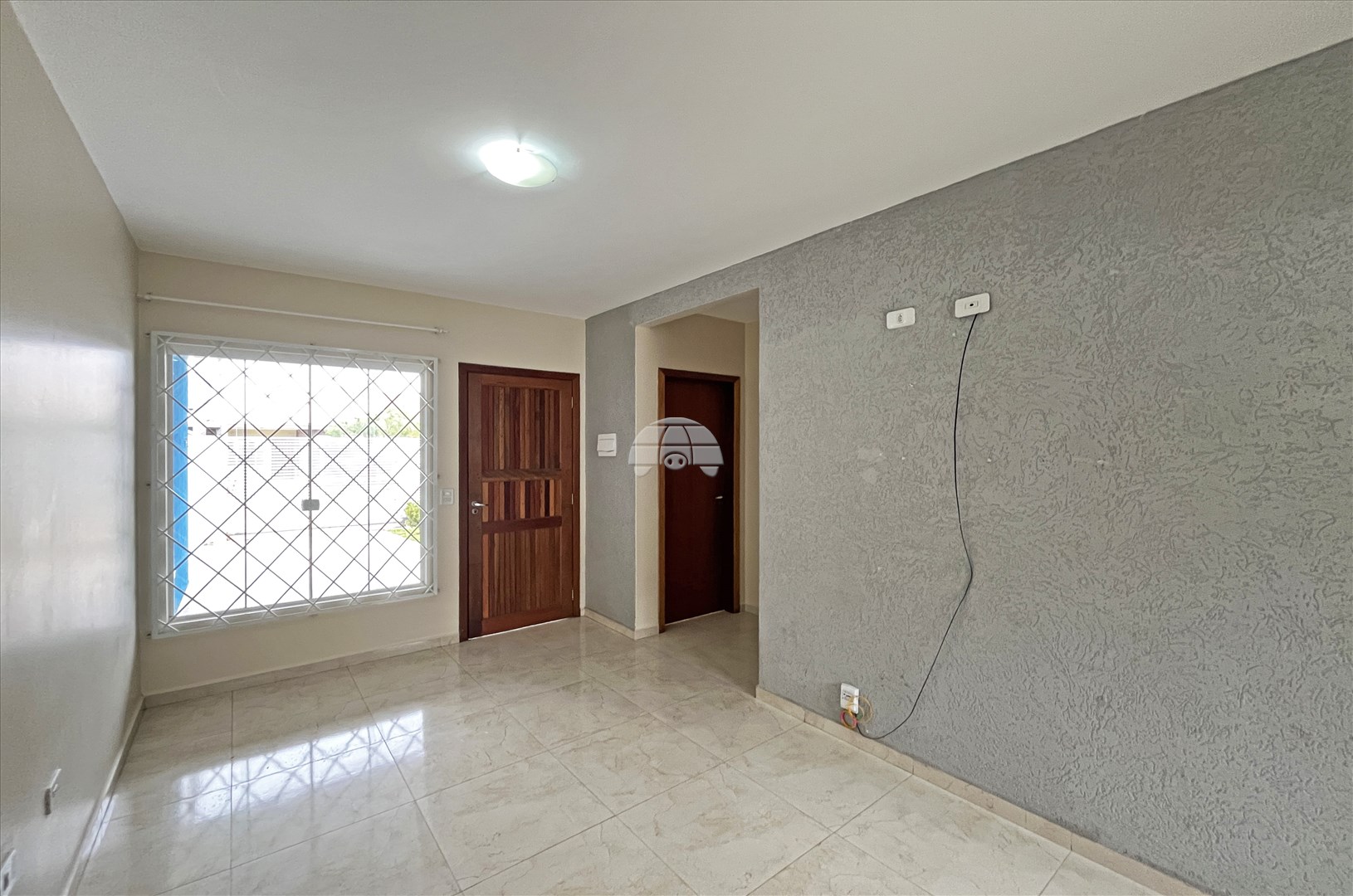 Casa para alugar em Eucaliptos, Fazenda Rio Grande — Portal Chave Fácil