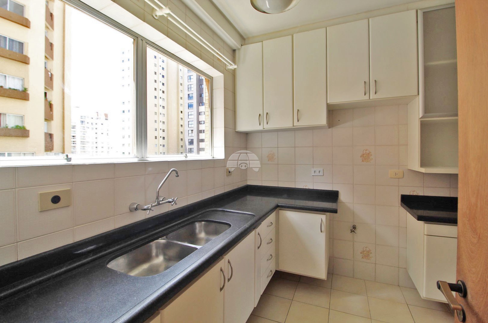 Apartamento para alugar em Cristo Rei, Curitiba — Portal Chave Fácil