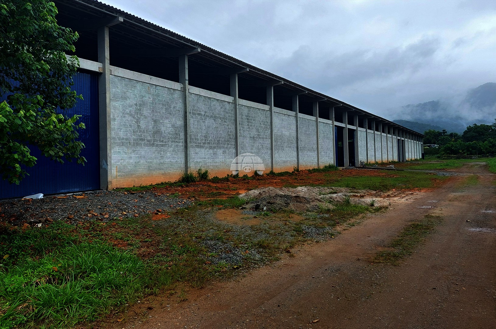 Barracão/Galpão para alugar em Rio Bonito (piraberaba), Joinville — Portal Chave Fácil
