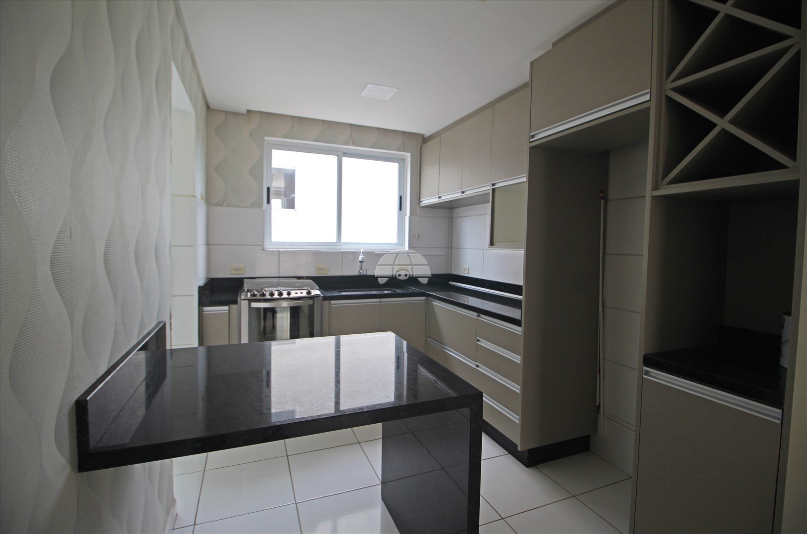 Apartamento para alugar em Colônia Rio Grande, São José dos Pinhais — Portal Chave Fácil