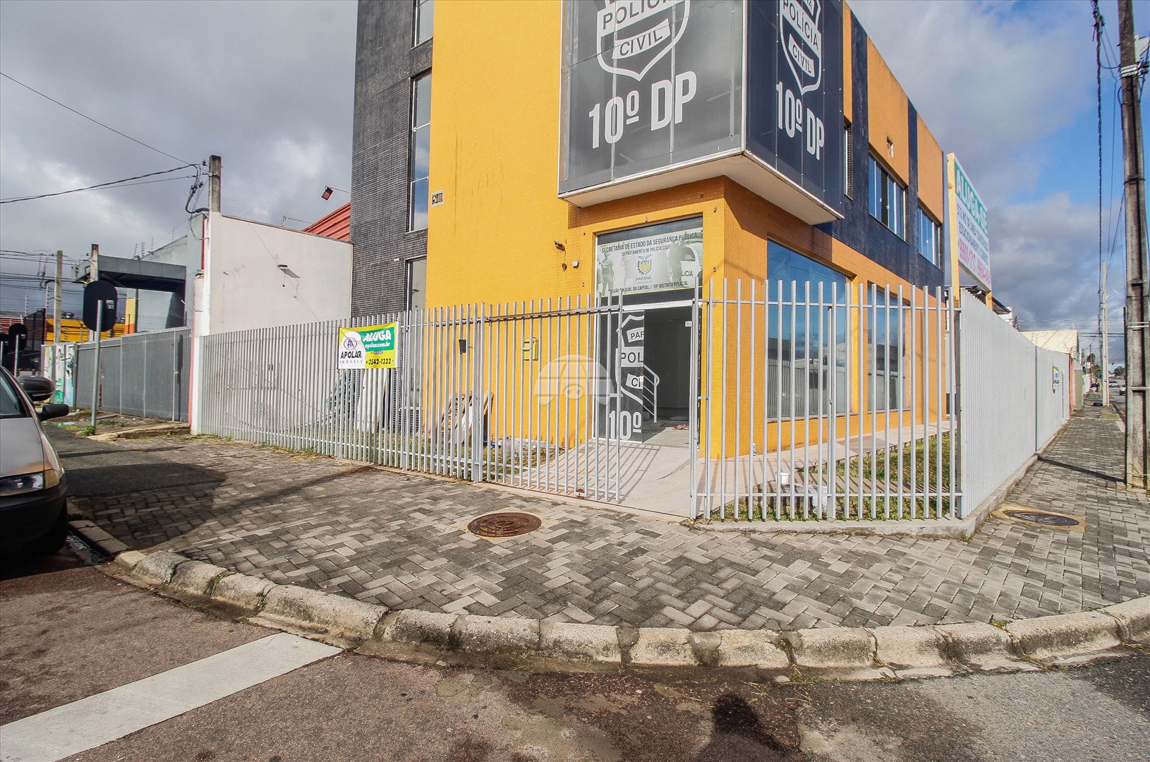 Comercial para alugar em Sítio Cercado, Curitiba — GOMES CONSULTOR IMOBILIARIO LTDA.