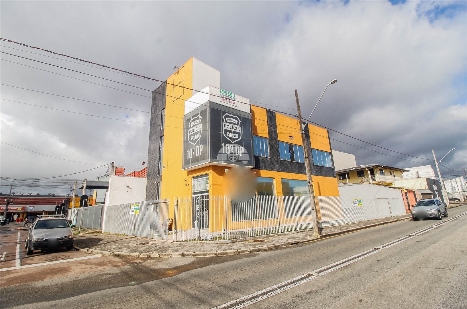 Comercial para alugar em Sítio Cercado, Curitiba — GOMES CONSULTOR IMOBILIARIO LTDA.
