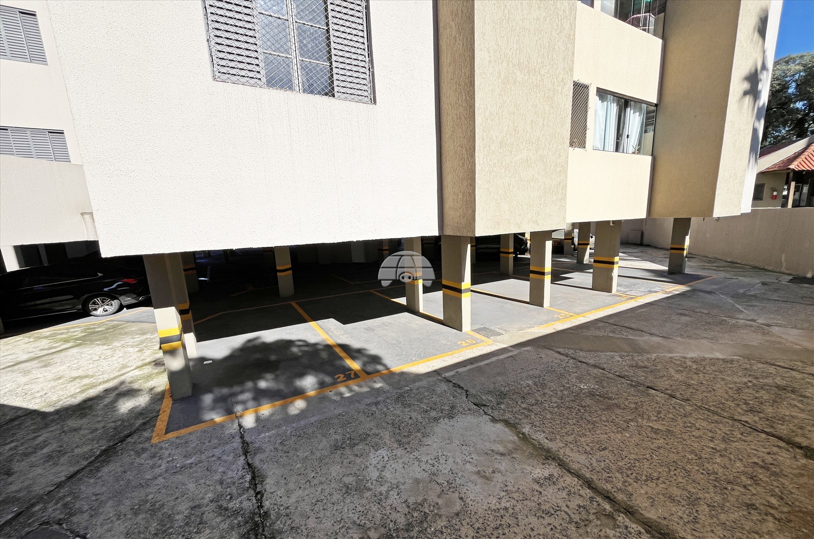Apartamento para alugar em Novo Mundo, Curitiba — GOMES CONSULTOR IMOBILIARIO LTDA.