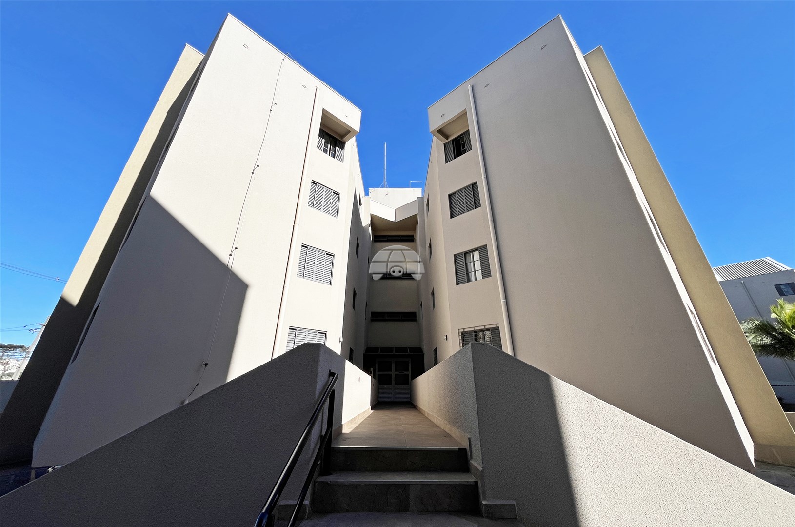 Apartamento para alugar em Novo Mundo, Curitiba — Portal Chave Fácil