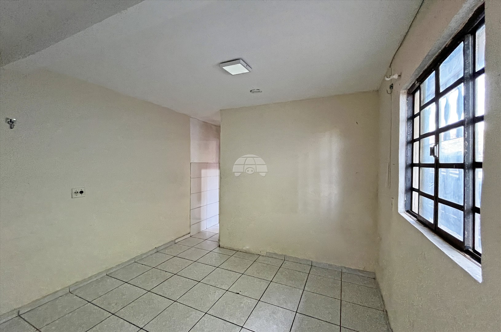 Casa para alugar em Sítio Cercado, Curitiba — Portal Chave Fácil