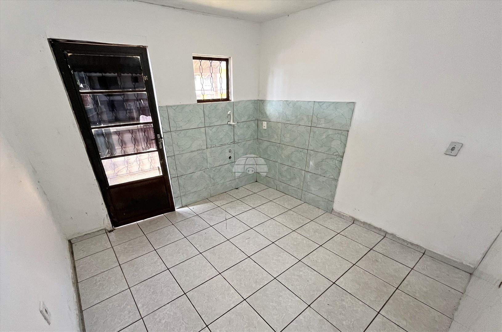 Casa para alugar em Sítio Cercado, Curitiba — Portal Chave Fácil