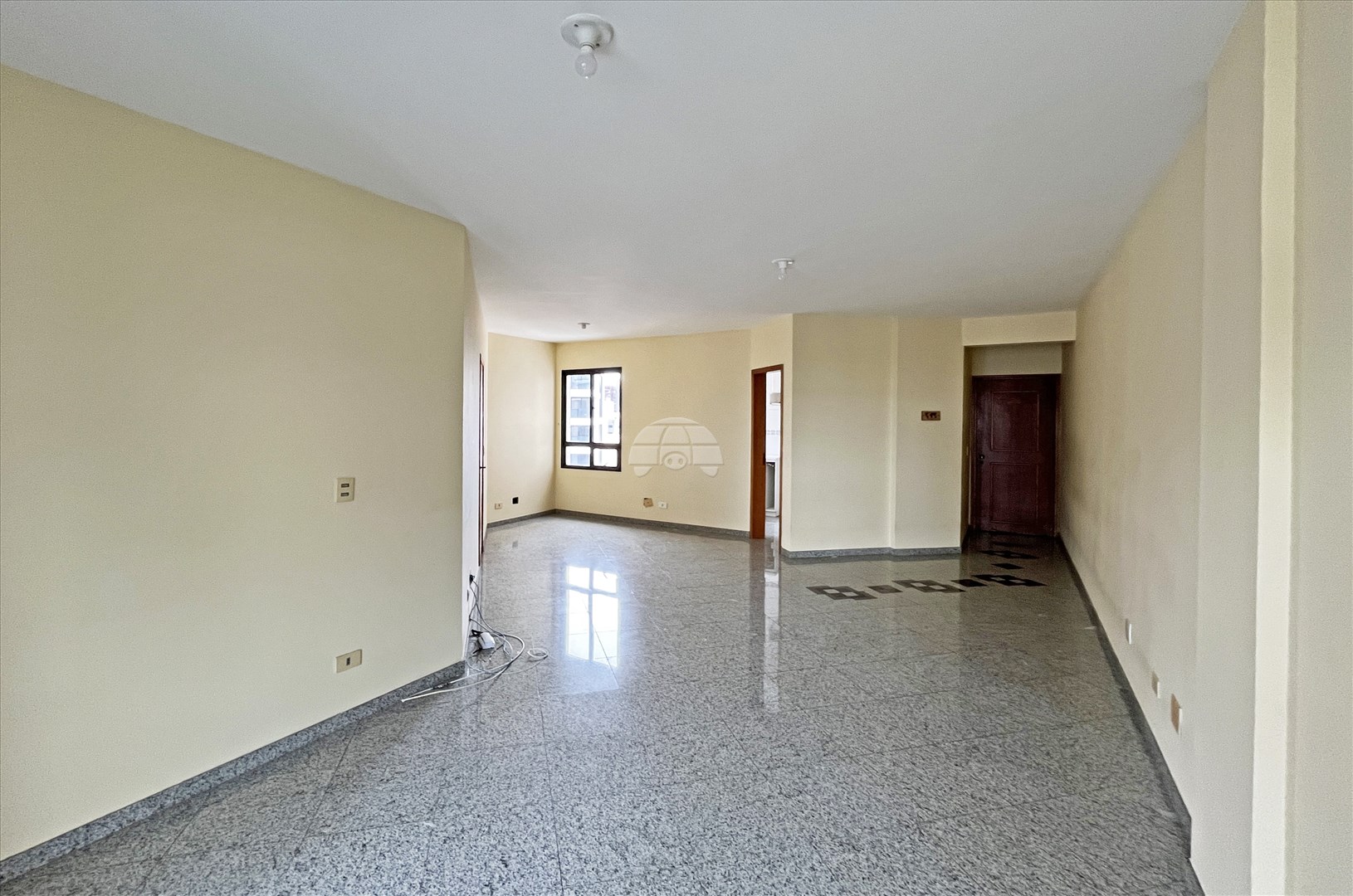 Apartamento para alugar em Cristo Rei, Curitiba — Portal Chave Fácil