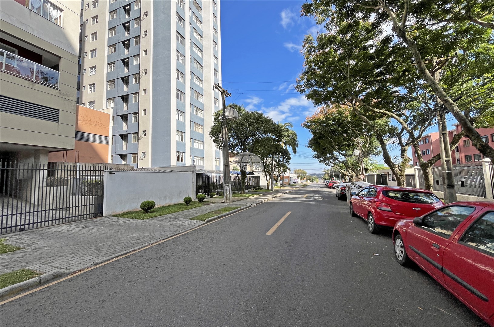 Apartamento para alugar em Capão Raso, Curitiba — Imóveis em Curitiba - Jamaica Imóveis