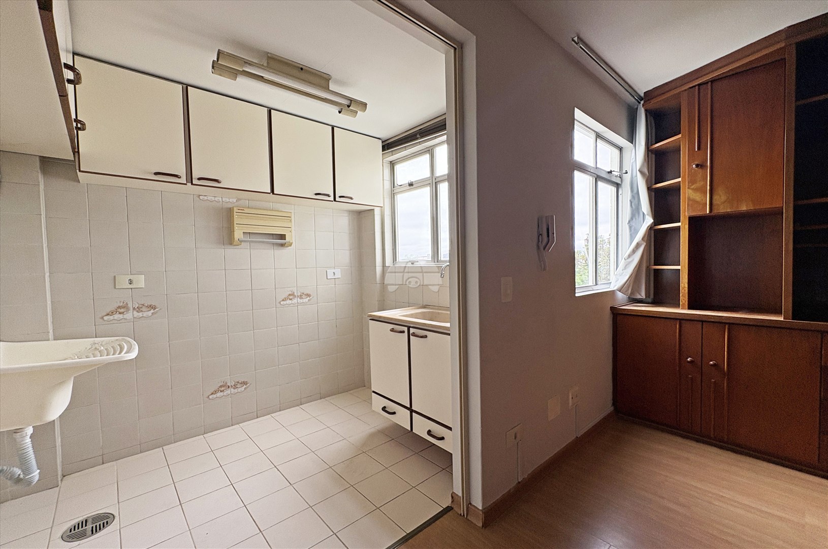 Apartamento para alugar em Cabral, Curitiba — Portal Chave Fácil