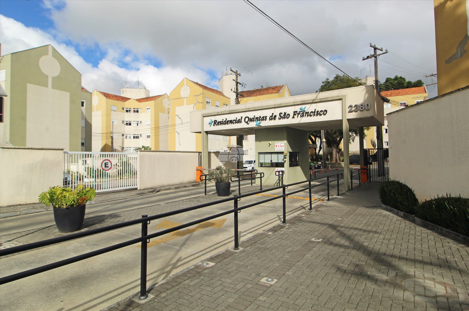 Apartamento para alugar em Cidade Industrial, Curitiba — Portal Chave Fácil
