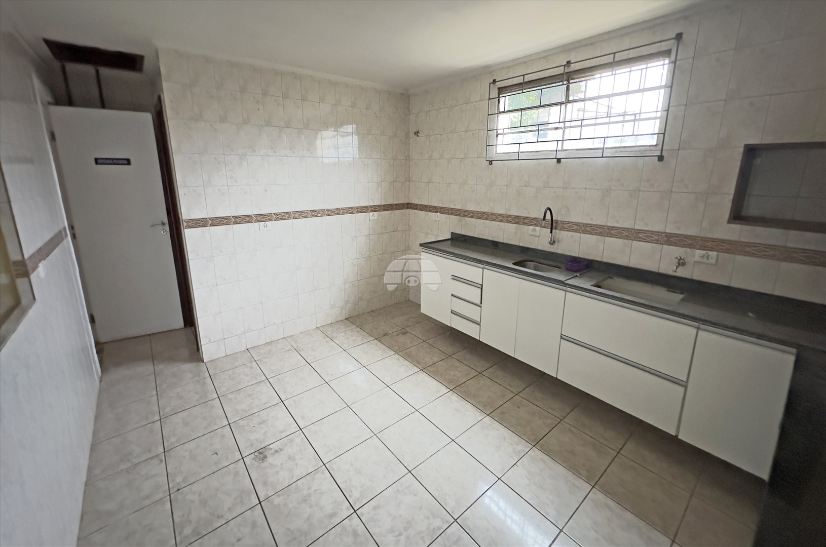 Sala/Conjunto Comercial para alugar em Centro, Pinhais — Portal Chave Fácil