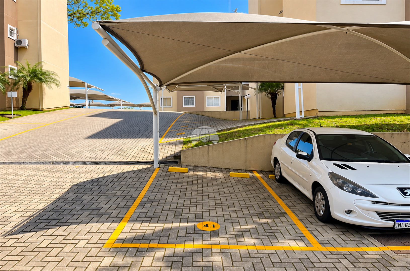 Apartamento para alugar em Tanguá, Almirante Tamandaré — Portal Chave Fácil