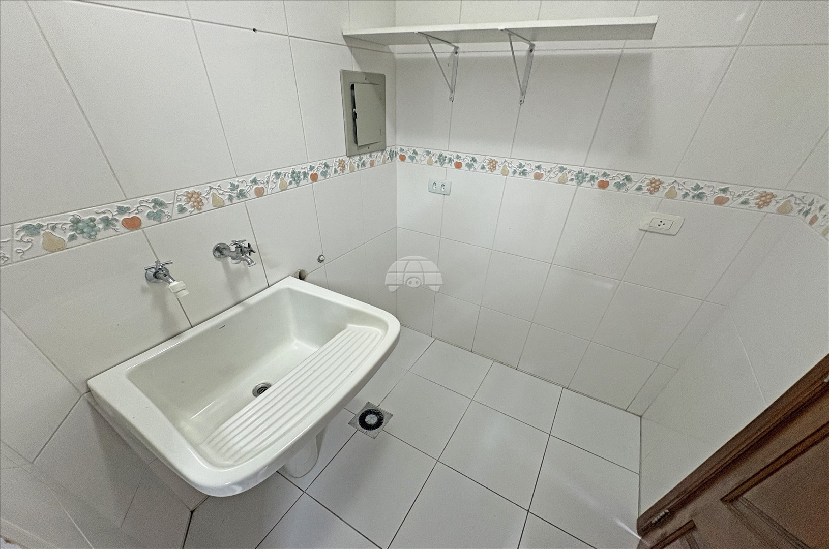 Sobrado para alugar em Bairro Alto, Curitiba — Galvão Vendas - Imóveis a venda em Curitiba