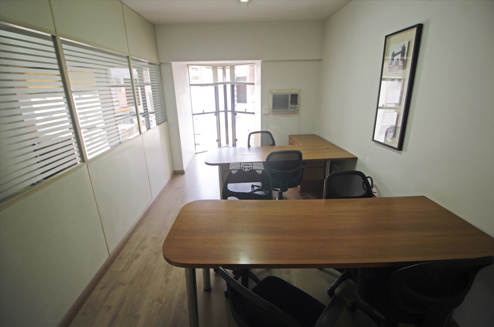 Sala/Conjunto Comercial para alugar em Centro, Curitiba — Portal Chave Fácil