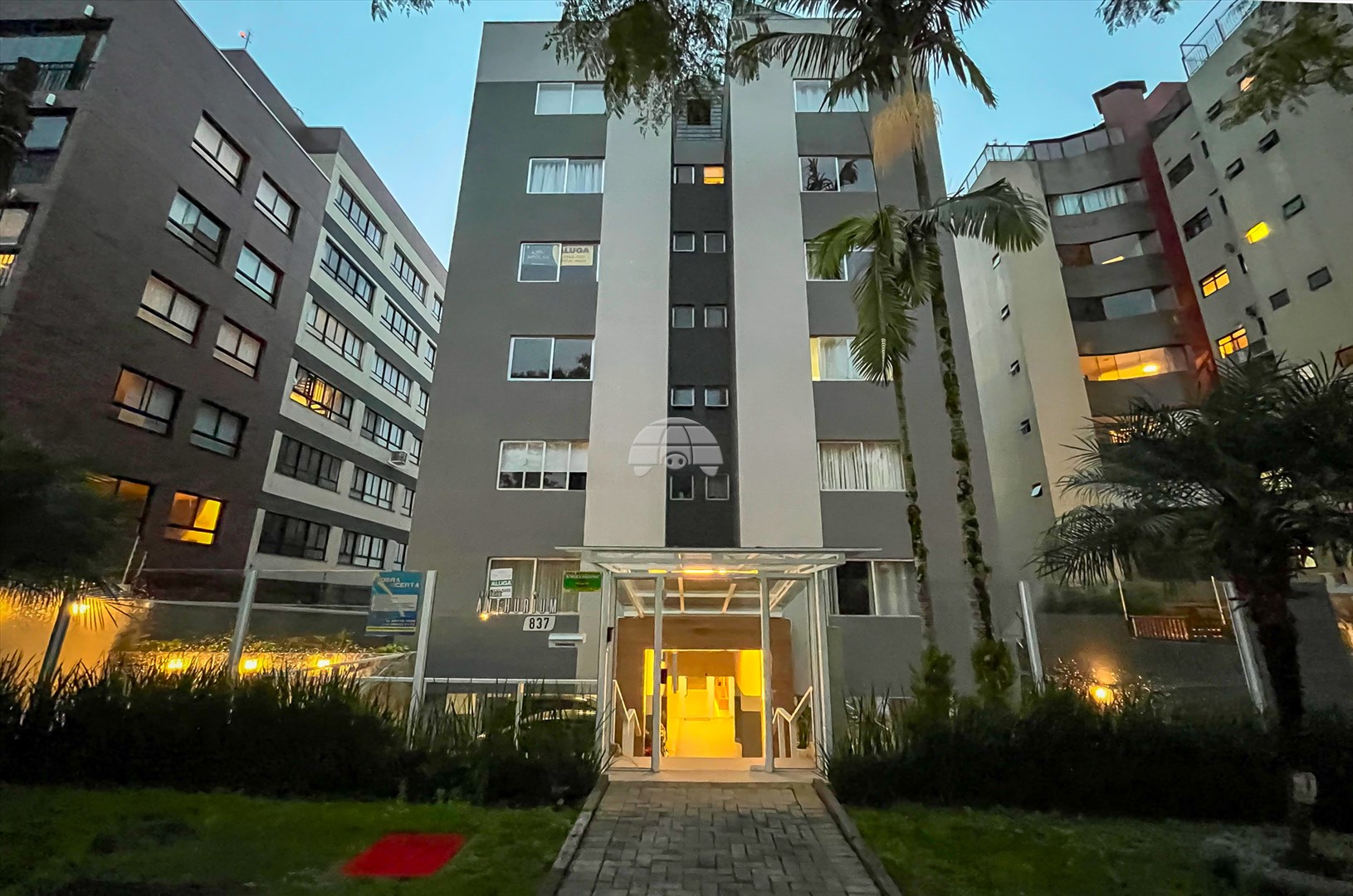 Apartamento para alugar em Água Verde, Curitiba — Portal Chave Fácil