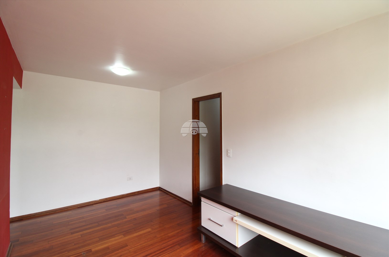 Apartamento para alugar em Guaíra, Curitiba — Portal Chave Fácil