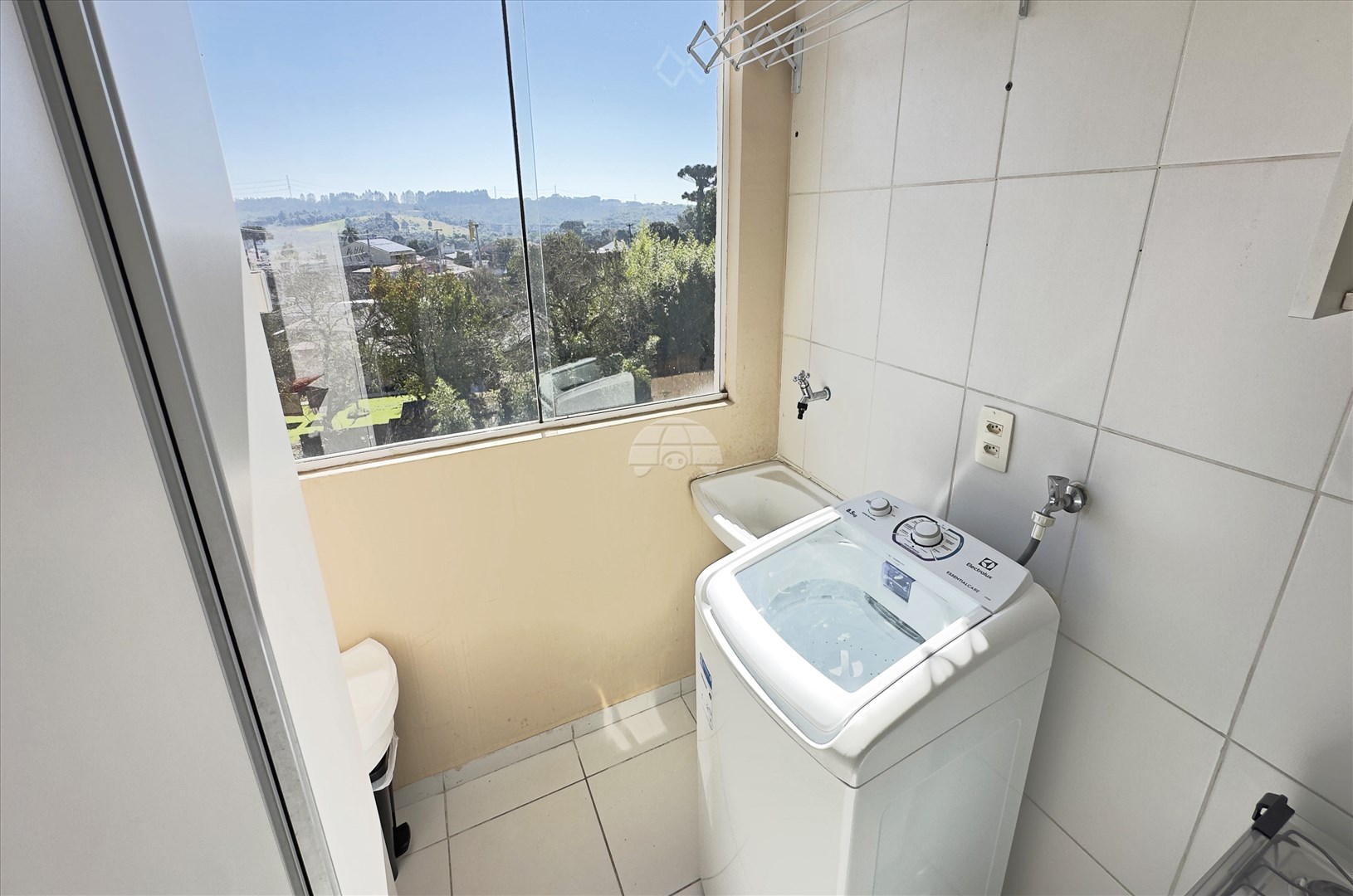 Apartamento para alugar em São Gabriel, Colombo — Portal Chave Fácil