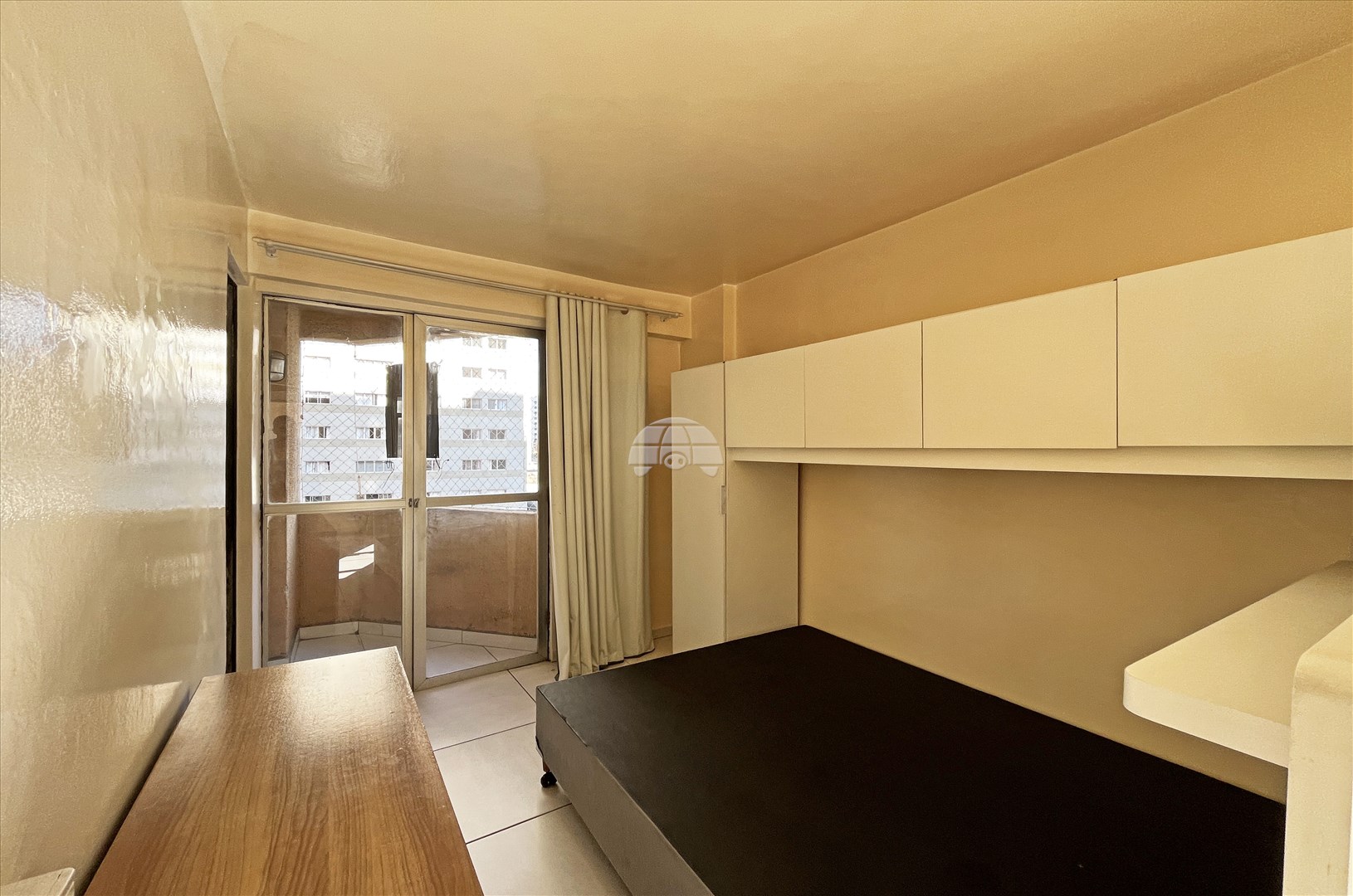 Apartamento para alugar em Bigorrilho, Curitiba — GOMES CONSULTOR IMOBILIARIO LTDA.