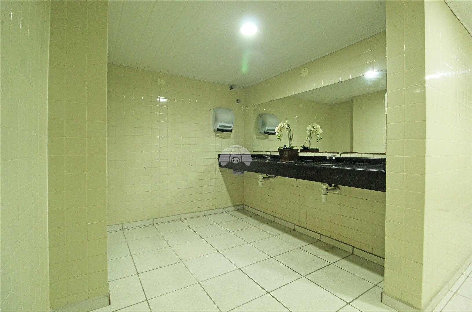 Loja Comercial para Locação no Bairro Centro ref. 105269 (8 / 10)