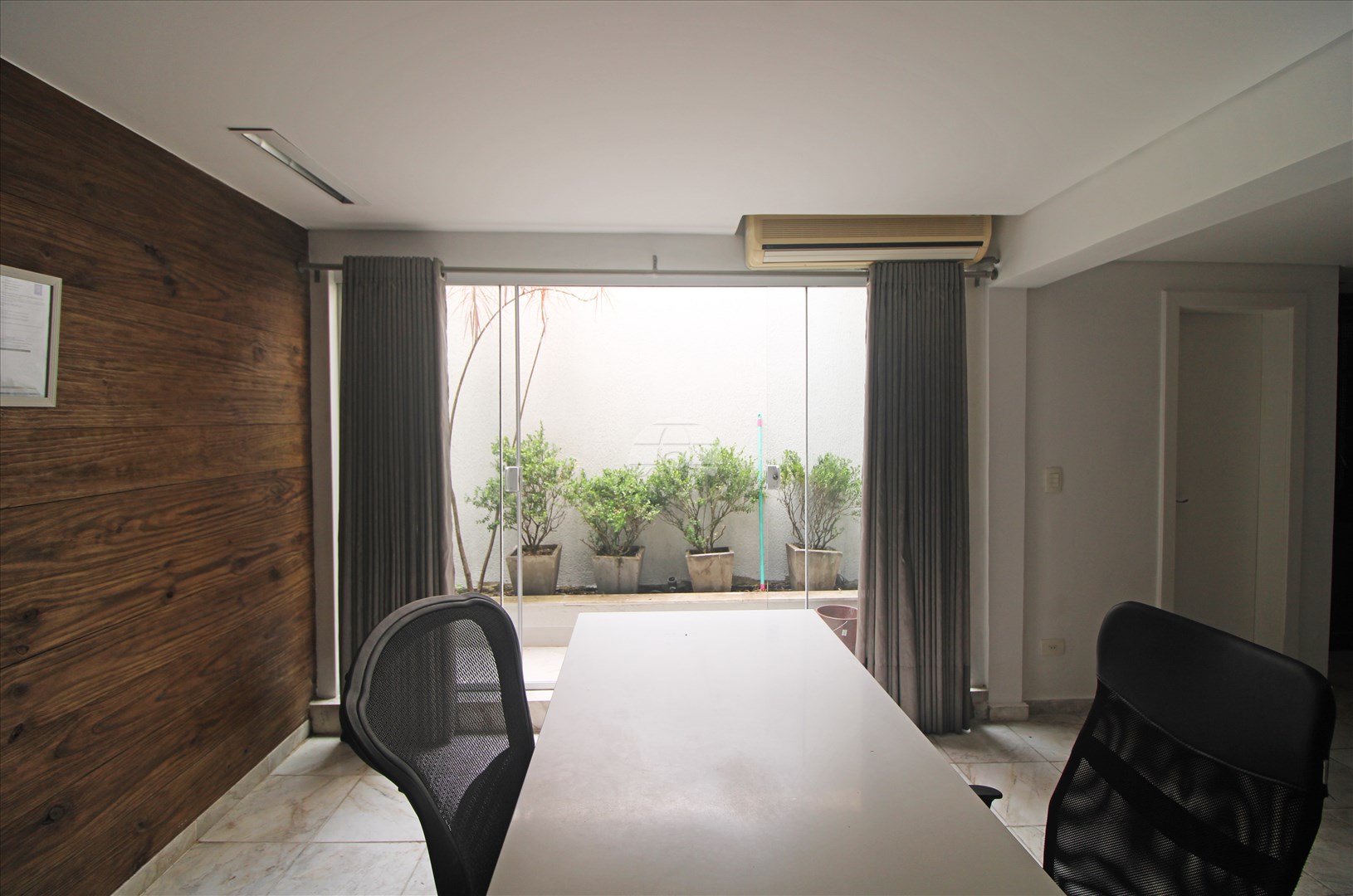 SALA