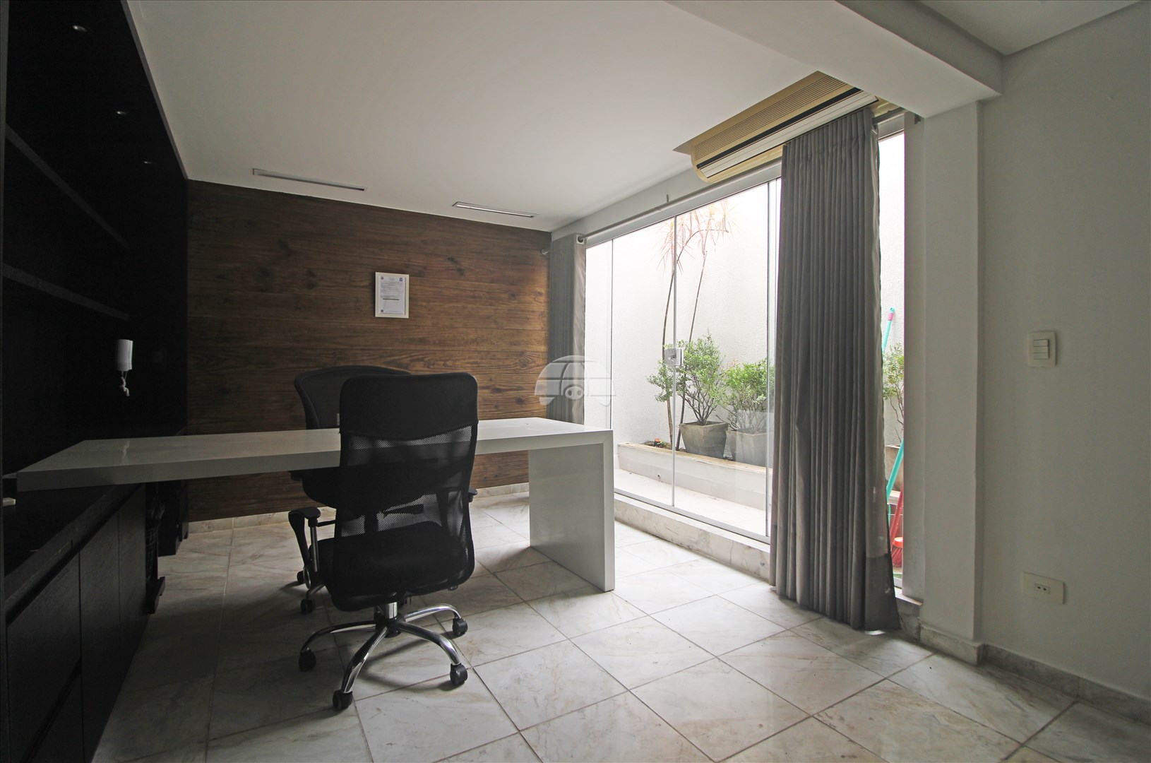SALA