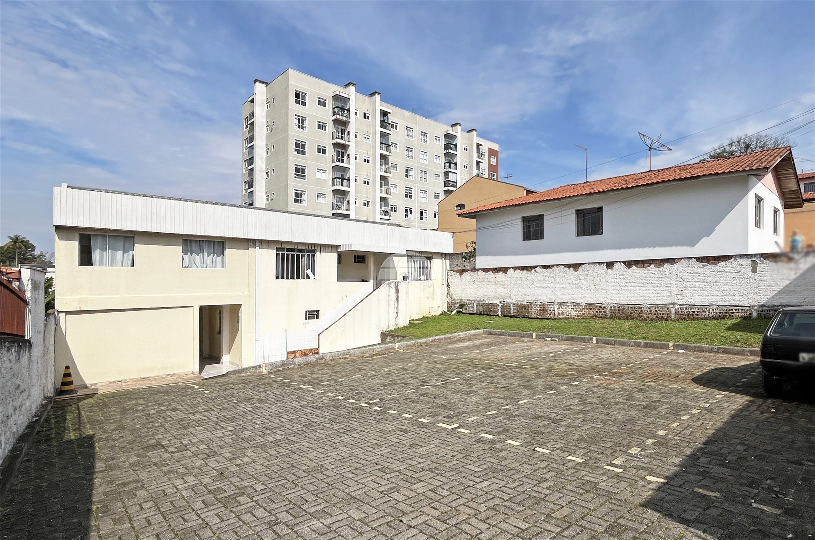 Apartamento para alugar em Tingui, Curitiba — Portal Chave Fácil