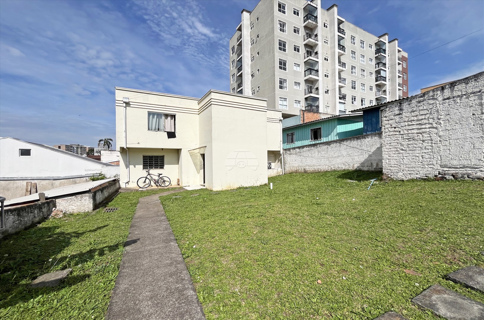 Apartamento para alugar em Tingui, Curitiba — Portal Chave Fácil