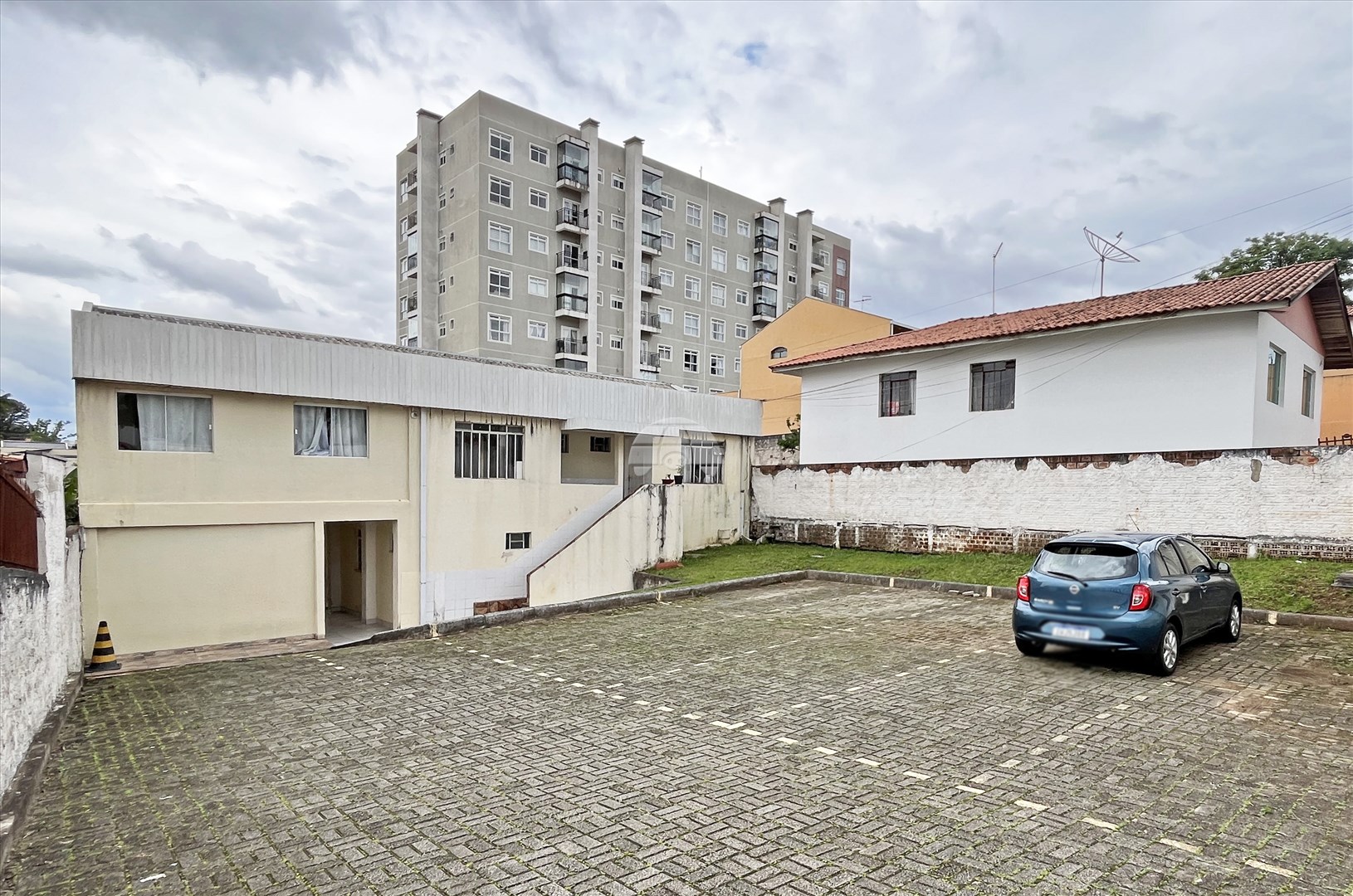 Apartamento para alugar em Tingui, Curitiba — Portal Chave Fácil