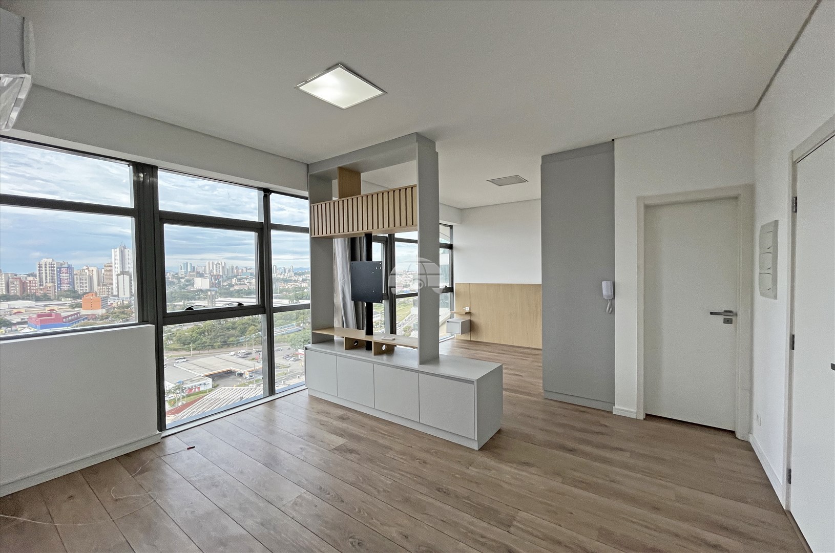 Apartamento para alugar em Centro, Curitiba — Portal Chave Fácil