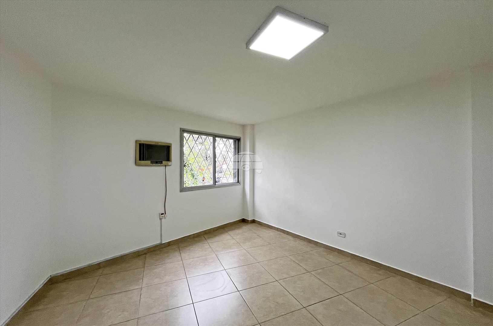 Sala/Conjunto Comercial para alugar em Alto Da Rua Xv, Curitiba — Portal Chave Fácil