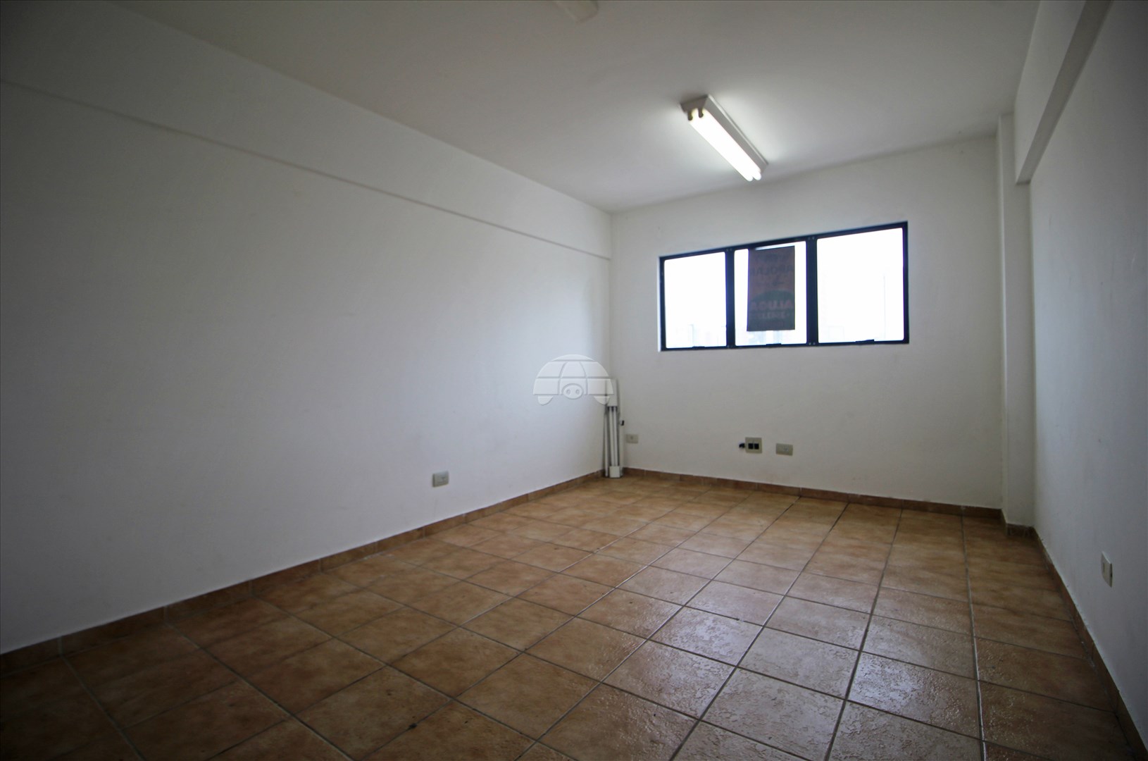 Sala/Conjunto Comercial para alugar em Centro, Curitiba — Portal Chave Fácil