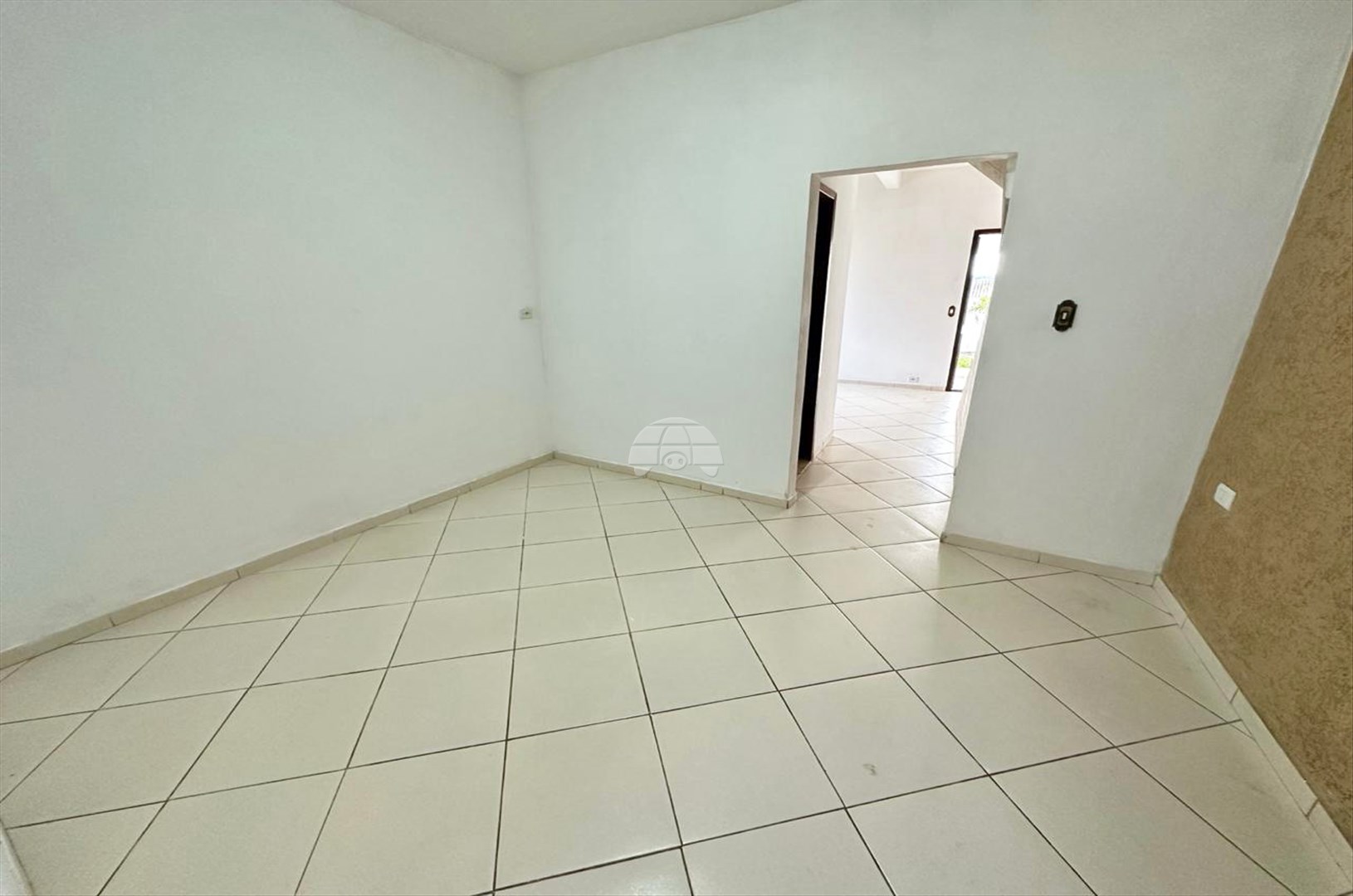 Sobrado para alugar em Jardim Videira, Colombo — Portal Chave Fácil